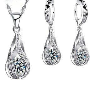 4pc Bundle Diamond Teardrop Pendant And Earrings … - image 1